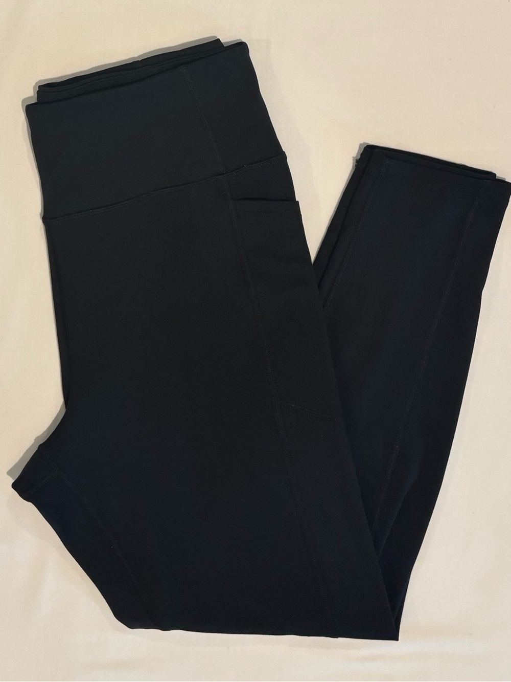 Victoria's Secret Black On-Point Flow High-Rise Yoga Pilates Leggings